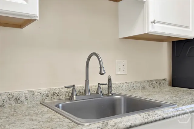 $1,800 | 32 East Taylor Street, Unit 3, Savannah, GA 31401