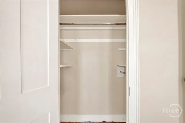 $1,800 | 32 East Taylor Street, Unit 3, Savannah, GA 31401