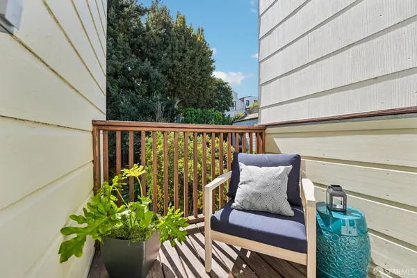 $990,000 | 3967 18th Street, Unit 4, San Francisco, CA 94114