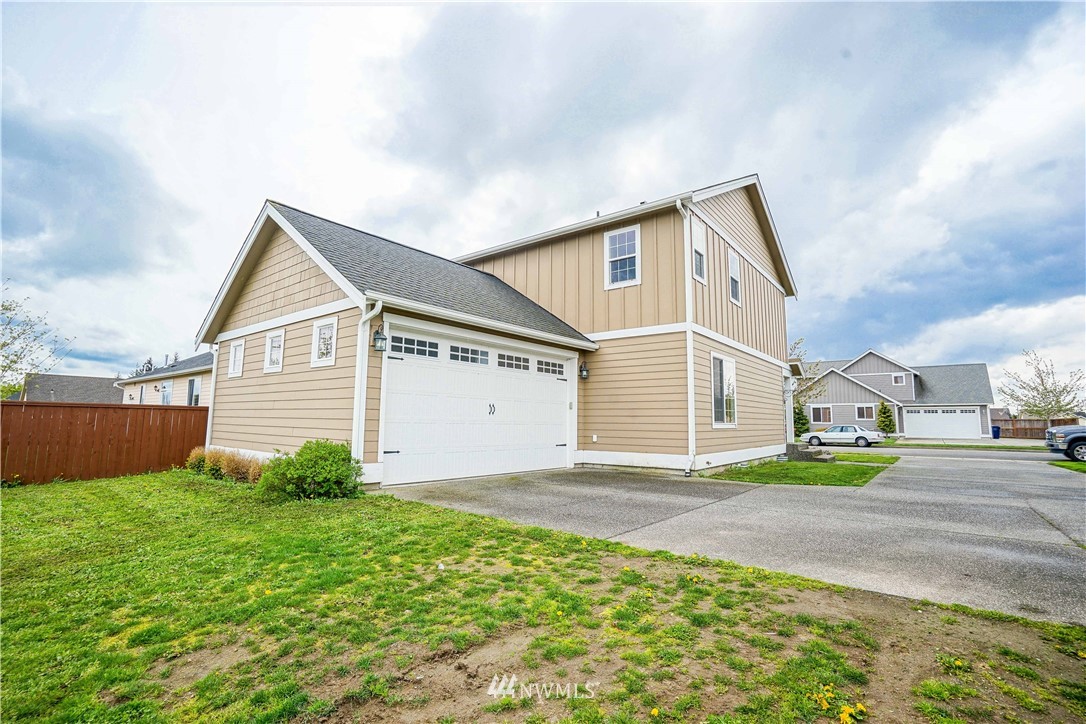 1646 Lexi Loop Lynden, WA 98264 - Photo 3 of 25 Gallery Image 3