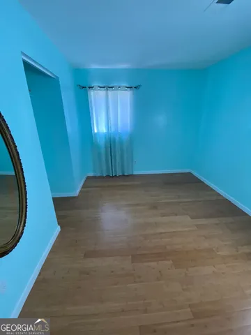 a close view of sink and mirror