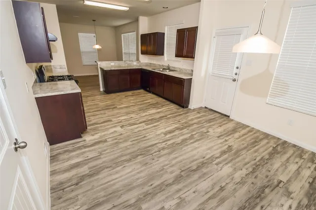 $2,270 | 2527 Verano Drive, Richmond, TX 77406