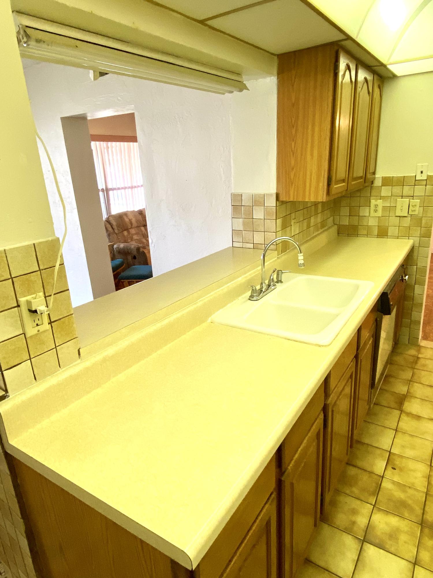 341 Northwest 21st Street Boca Raton, FL 33431 - Photo 17 of 28 20210210_172706823_iOS