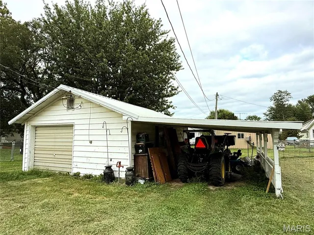 $135,000 | 411 East Bates Street, La Plata, MO 63549