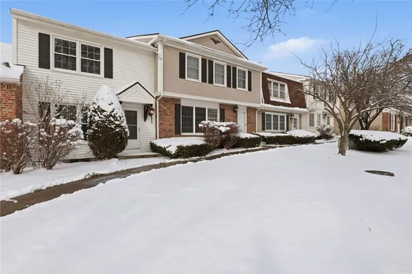 $249,900 | 140 New Wickham Drive, Penfield, NY 14526