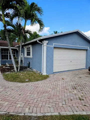 $3,500 | 7601 Kimberly Boulevard, Unit MAIN, North Lauderdale, FL 33068