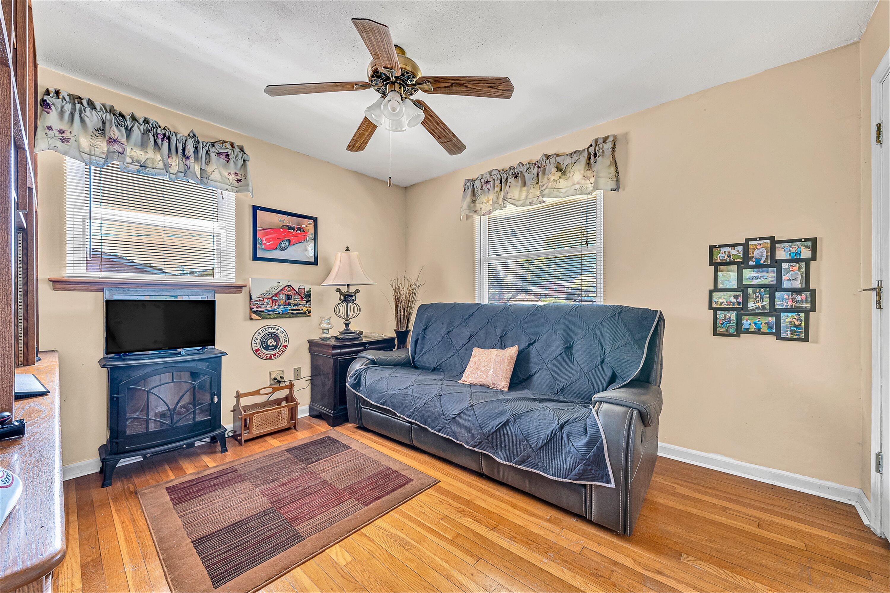 2725 Beaver Brook Road Salem, VA 24153 - Photo 15 of 40 13-VM-04215