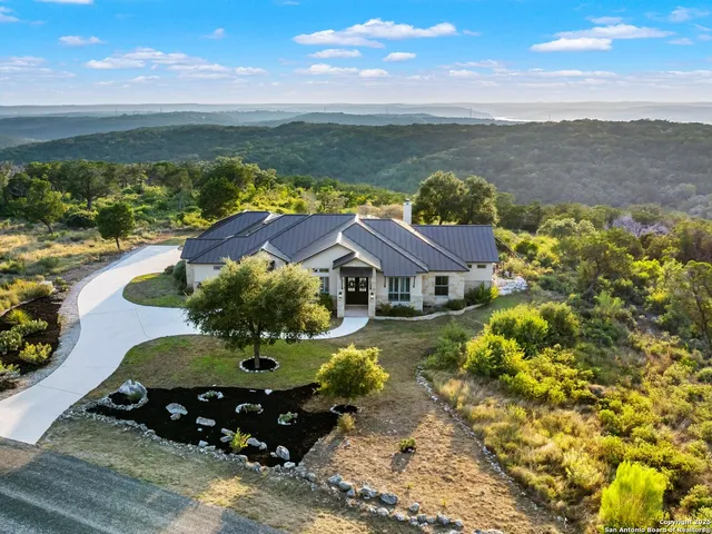 $1,095,000 | 1083 Pr 2775, Mico, TX 78056