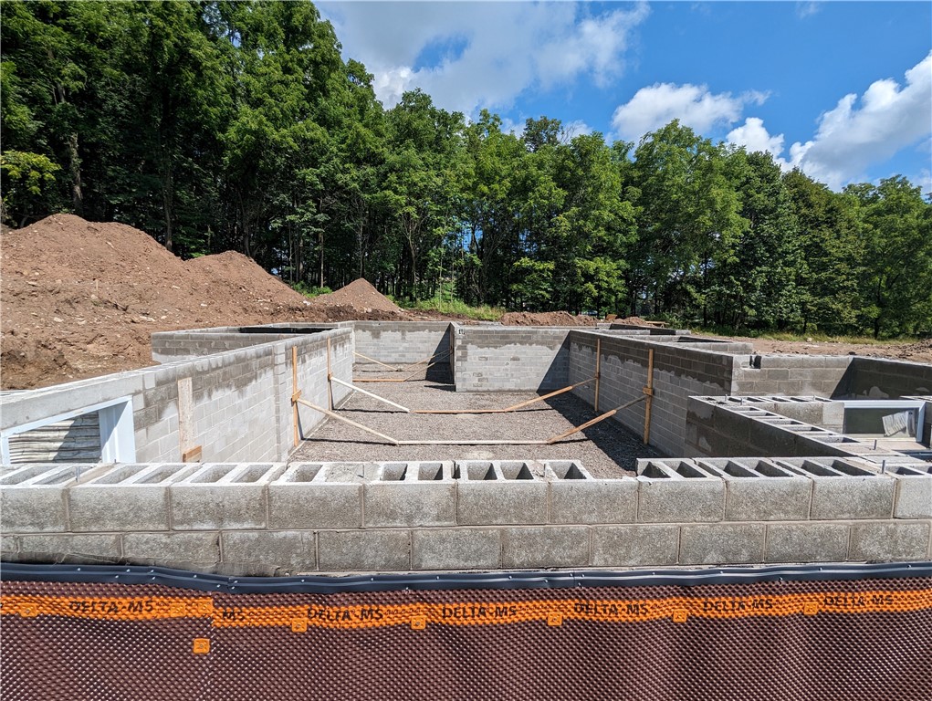 436 Cline Road Victor, NY 14564 - Photo 3 of 11