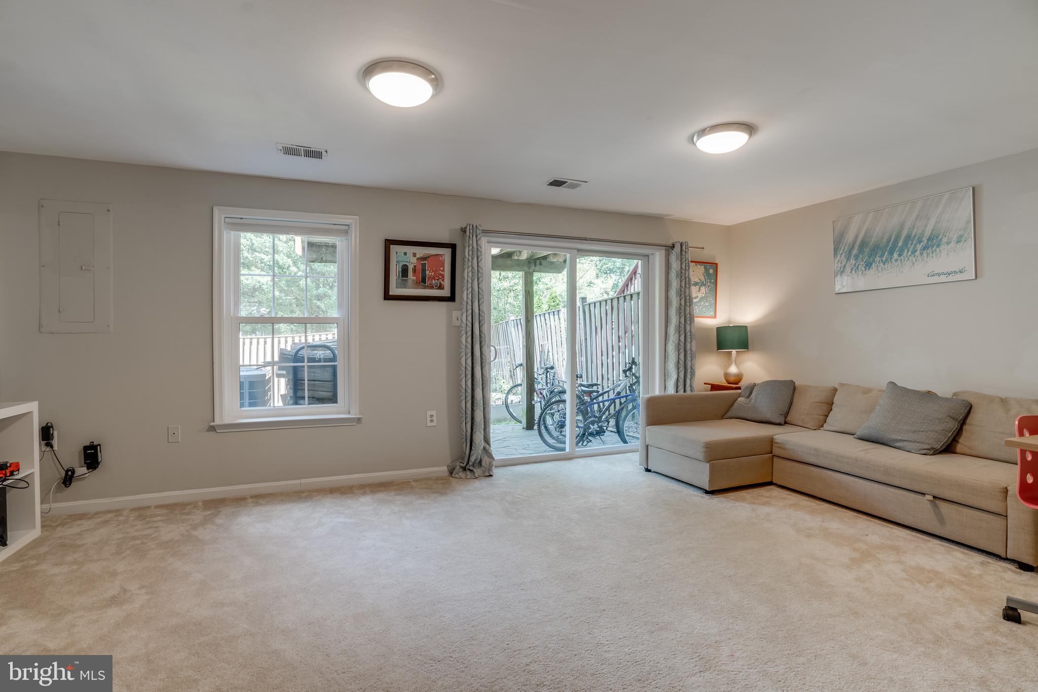 8544 Bauer Drive Springfield, VA 22152 - Photo 35 of 44 Gallery Image 35