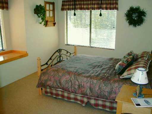 1916 South Ridge Court Hidden Valley, PA 15502 - Photo 7 of 8 Gallery Image 7