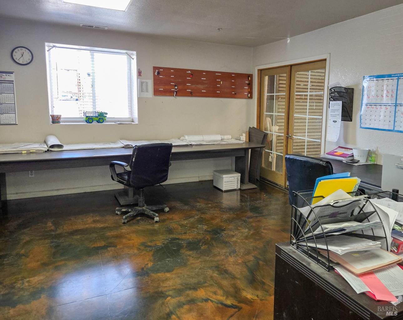 4300 North State Street Ukiah, CA 95482 - Photo 17 of 22 a workspace with furniture and window