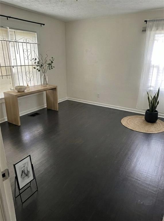 1427 Westmont Road Southwest Atlanta, GA 30311 - Photo 6 of 10 Gallery Image 6