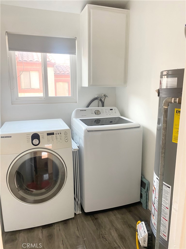 1450 West 146th Street, Unit 2 Gardena, CA 90247 - Photo 24 of 33 a utility room with dryer and washer