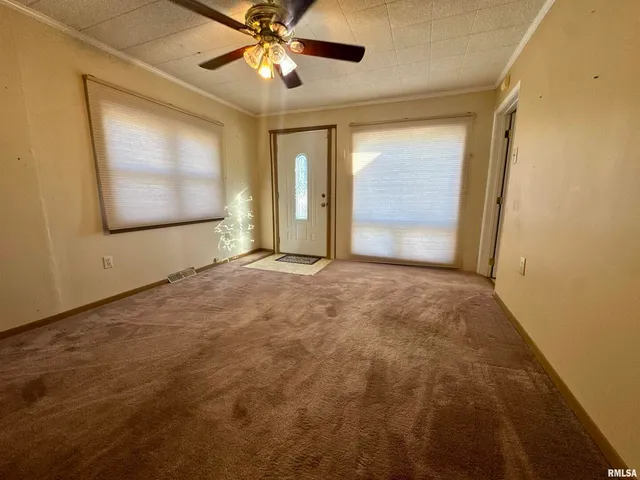 $130,000 | 305 Railroad Street, Tamms, IL 62988