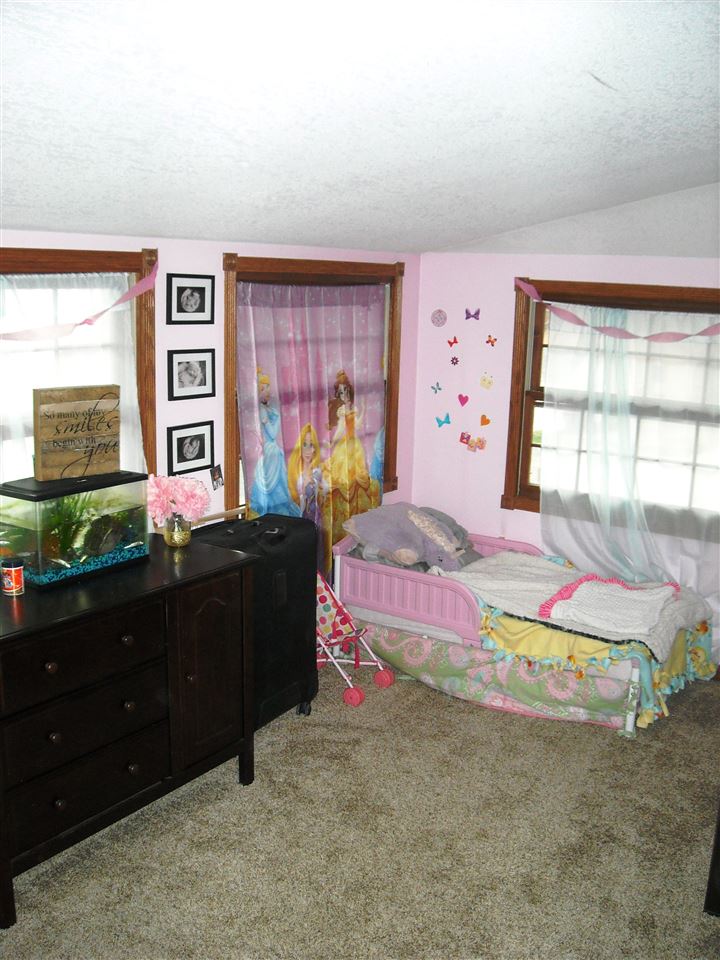 3070 West Sycamore Beach Road Angola, IN 46703 - Photo 13 of 27 Gallery Image 13