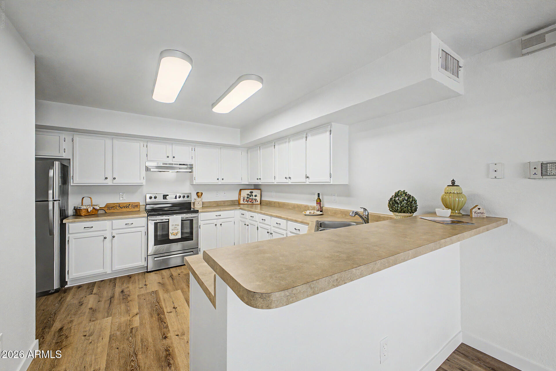 1071 West Sandy Banks Gilbert, AZ 85233 - Photo 8 of 38