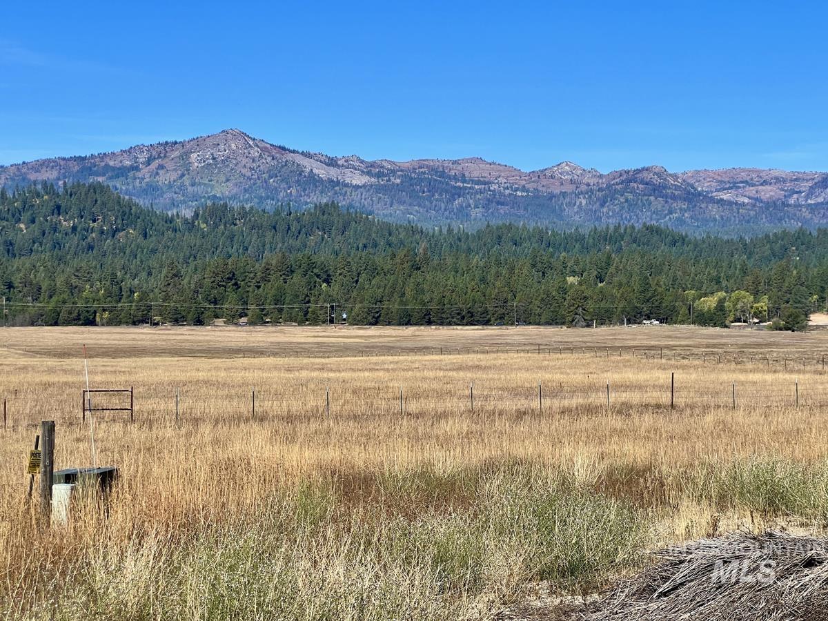 L10 Philadelphia Lane Cascade, ID 83611 - Photo 8 of 11