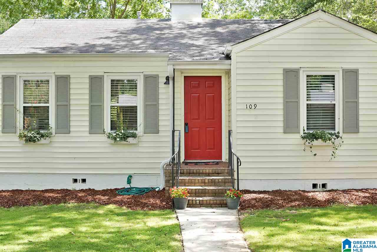 109 Hall Avenue Birmingham, AL 35209 - Photo 2 of 19
