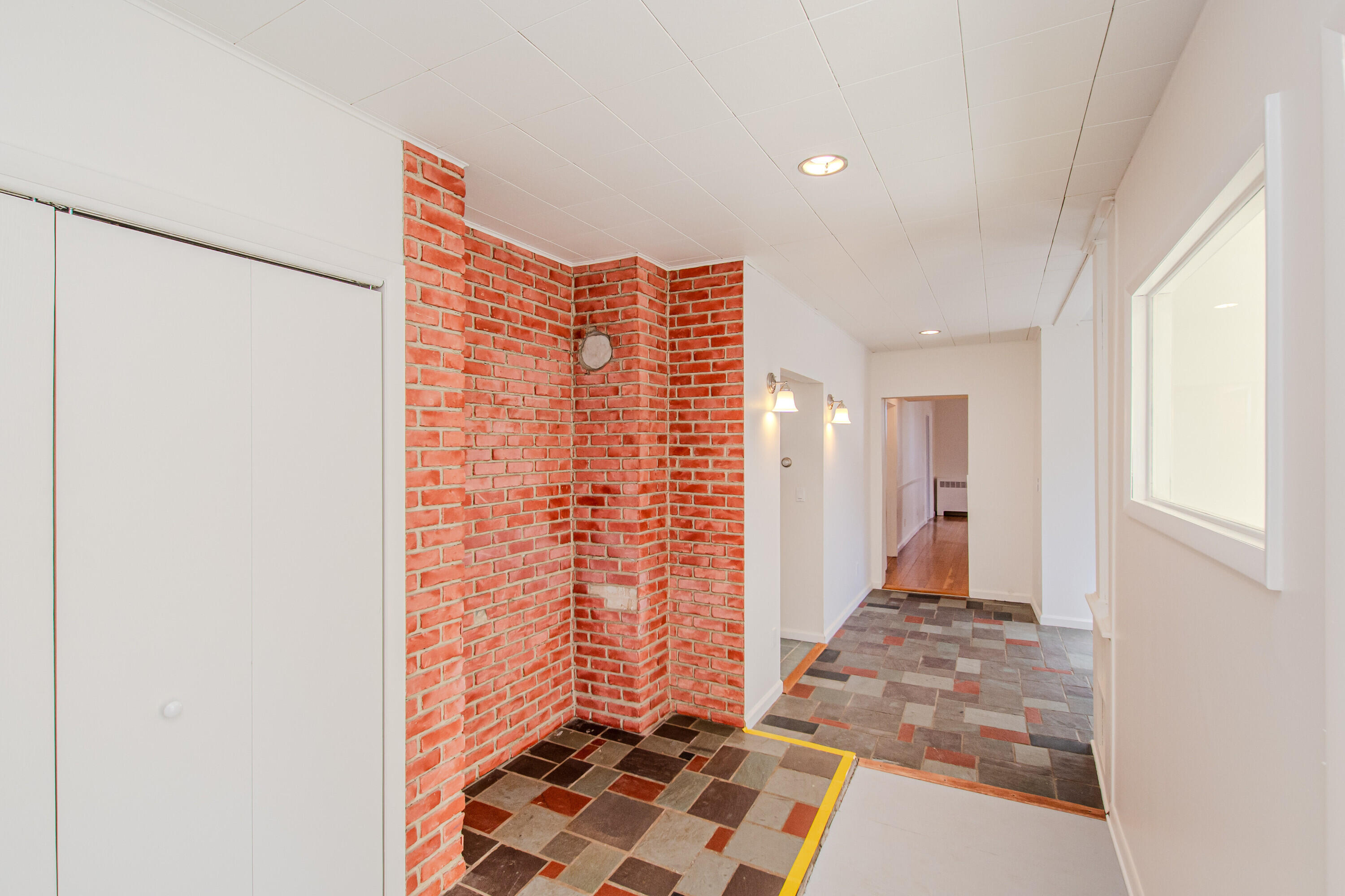 7130 Platt Road Saline, MI 48176 - Photo 17 of 77 Back Foyer