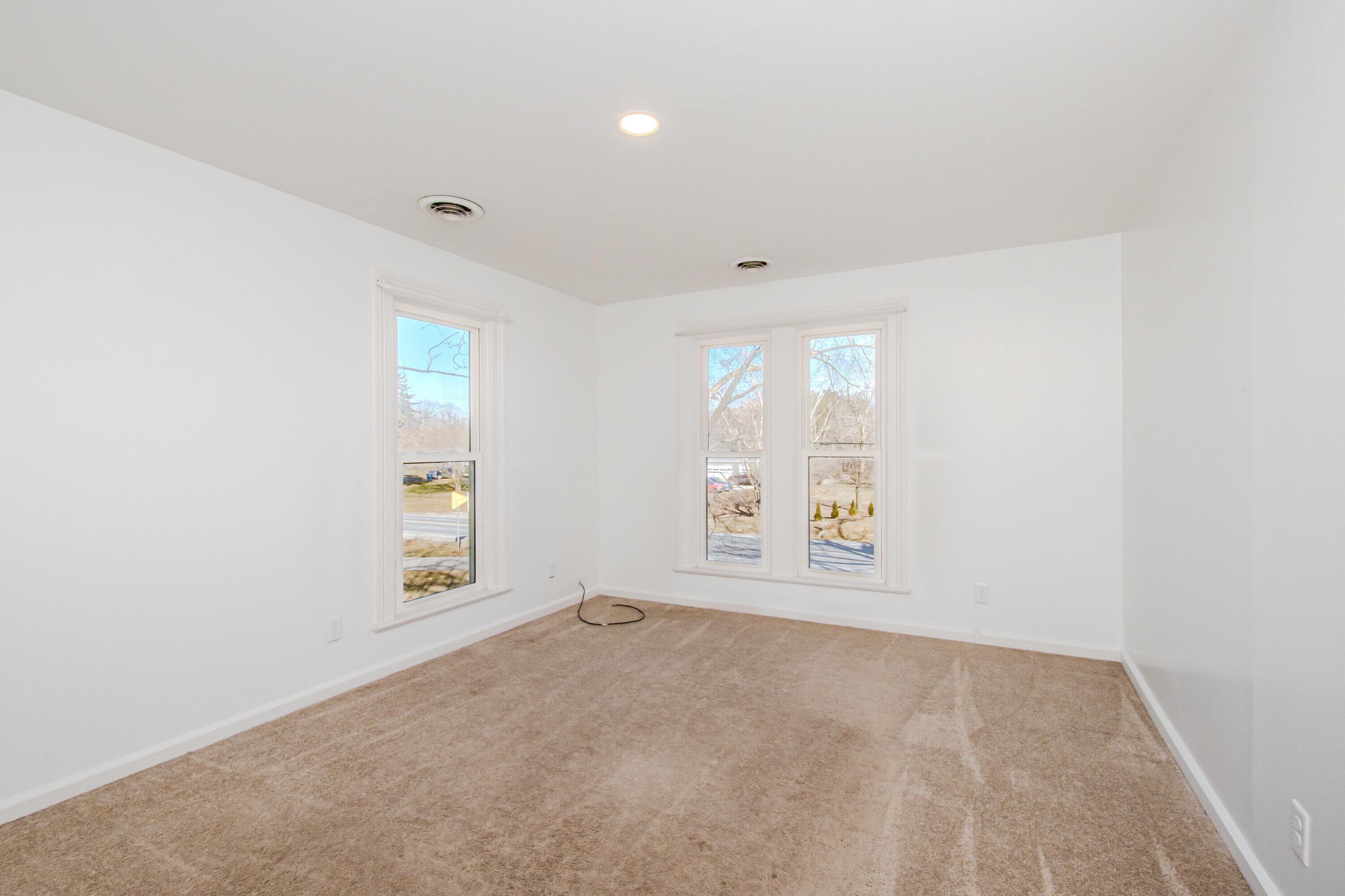 7130 Platt Road Saline, MI 48176 - Photo 35 of 77 Apt 2 Living Room