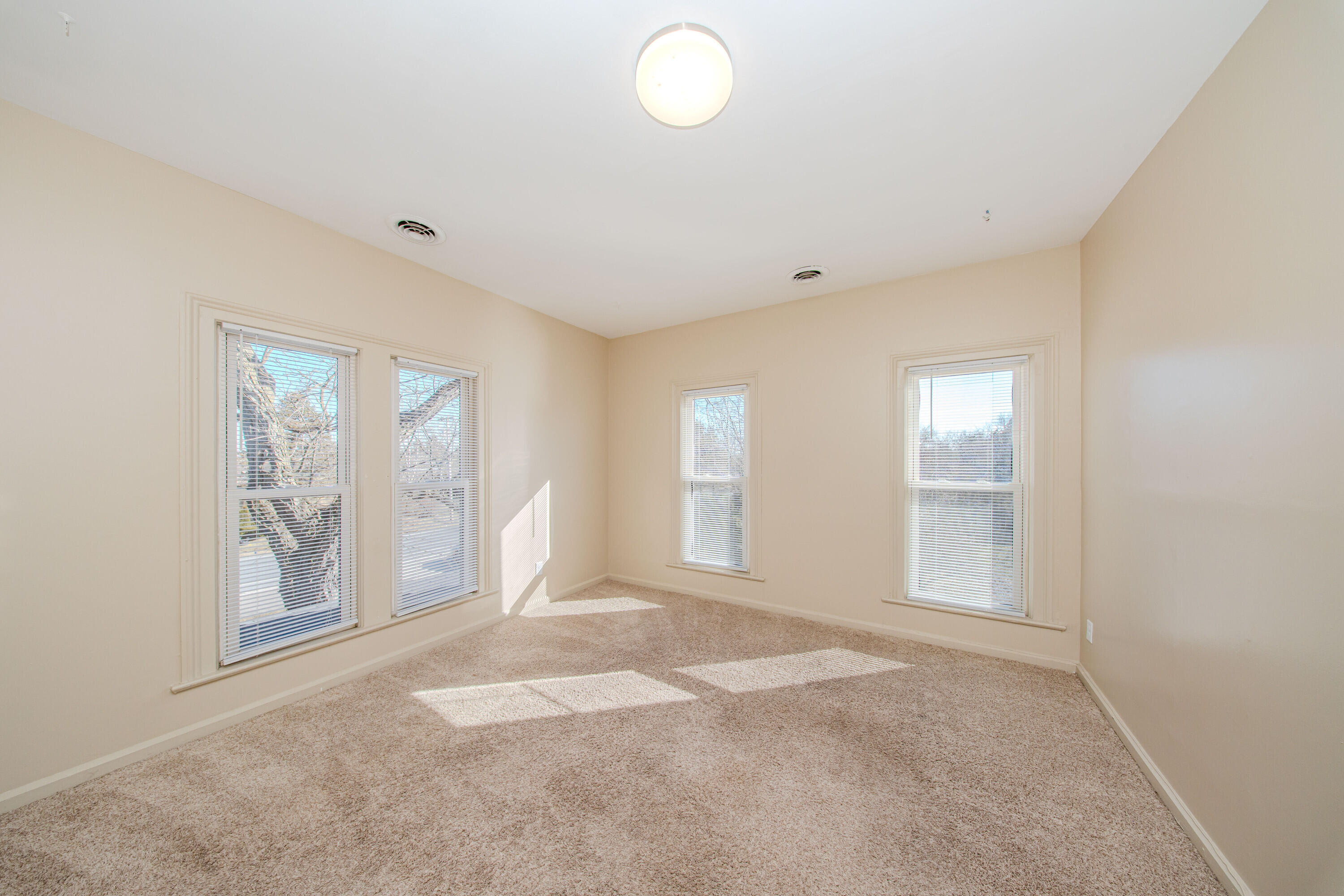 7130 Platt Road Saline, MI 48176 - Photo 40 of 77 Apt 3 Living Roon