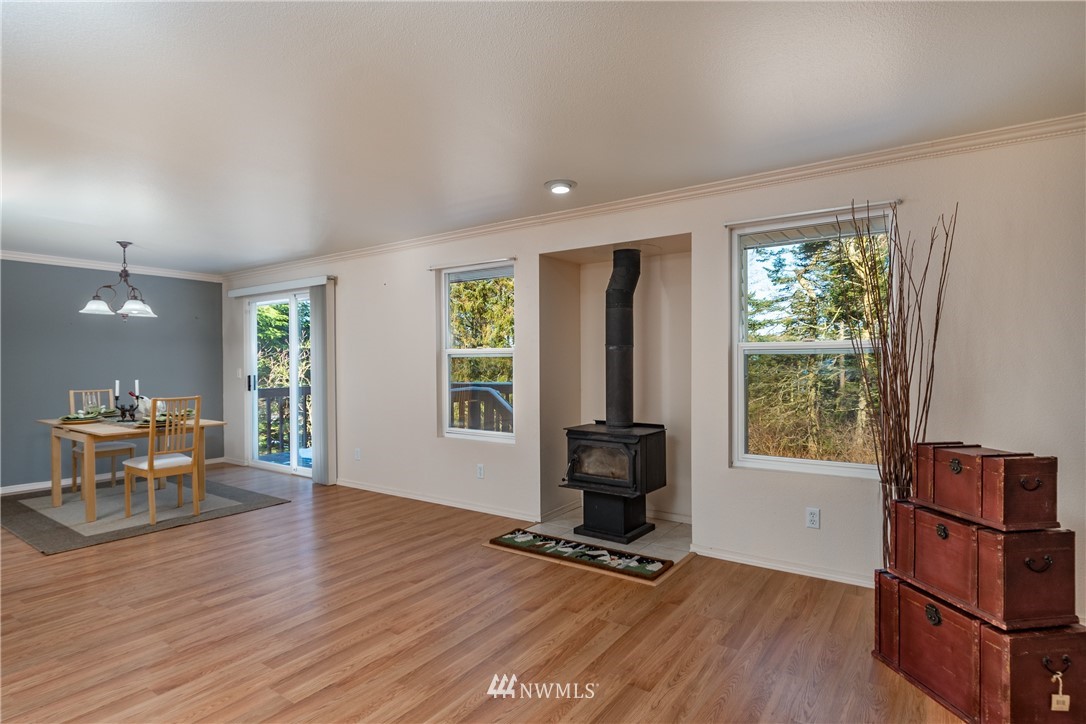 1966 Buckthorn Road Oak Harbor, WA 98277 - Photo 4 of 40 Gallery Image 4