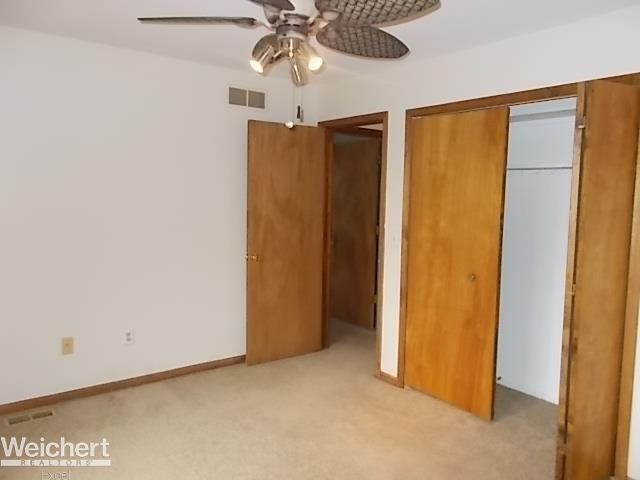 47380 Card Road Macomb, MI 48044 - Photo 13 of 25 31367912-12.JPG
