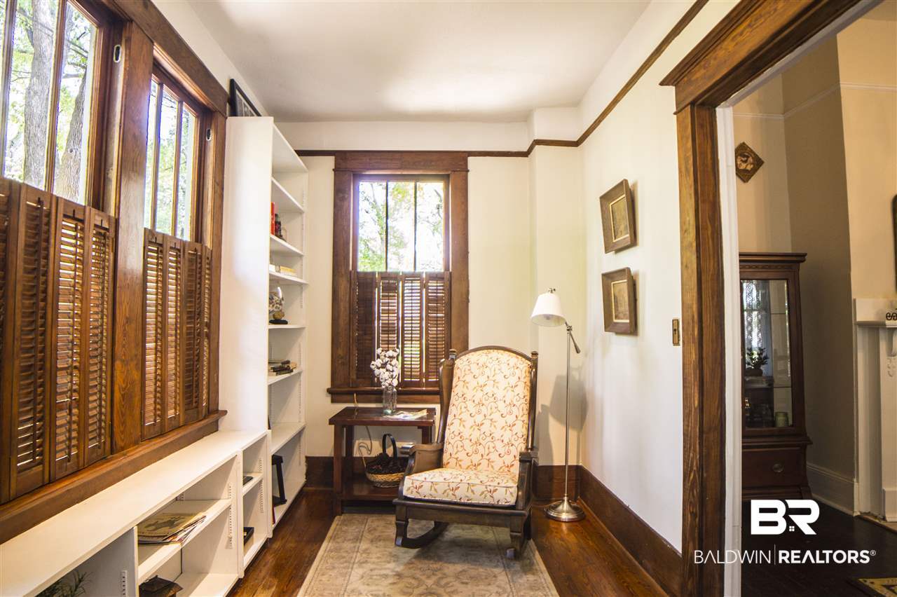 134 Margaret Street Mobile, AL 36607 - Photo 8 of 41