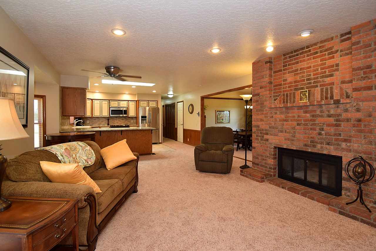 21607 North Panorama Road Colbert, WA 99005 - Photo 8 of 16 Gallery Image 8