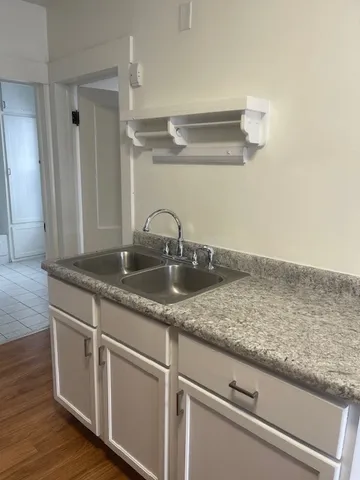 a close view of sink and tap