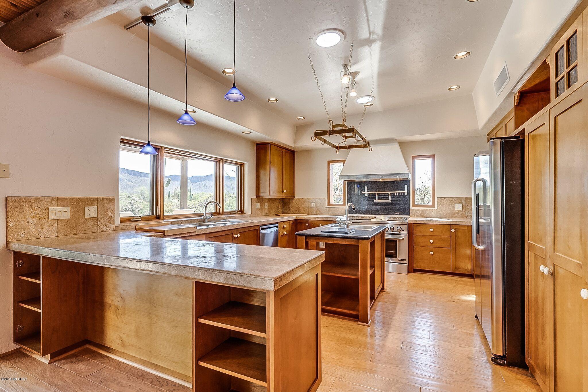 9925 West Ina Road Tucson, AZ 85743 - Photo 12 of 47 Gallery Image 12