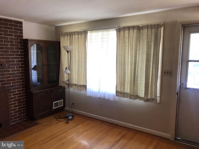 561 Shipley Road Linthicum Heights, MD 21090 - Photo 6 of 10