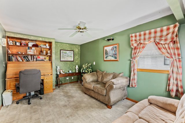 1S225 Valley Road Lombard, IL 60148 - Photo 3 of 46 a living room with furniture and a window
