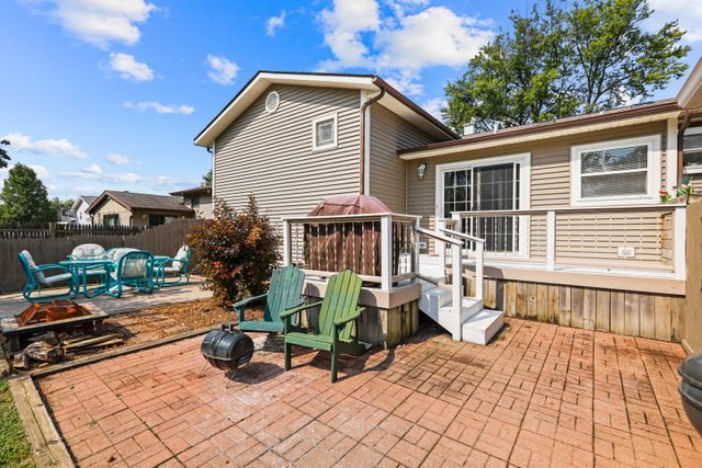 1S225 Valley Road Lombard, IL 60148 - Photo 31 of 46 a view of house with outdoor seating space