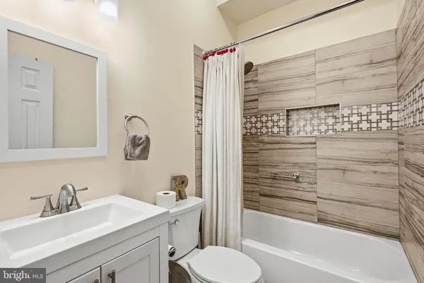 $983,500 | 2005 1st Street Northwest, Washington, DC 20001