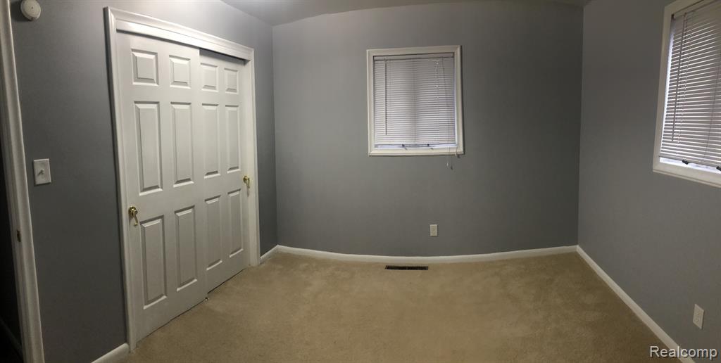24051 Waltz Road New Boston, MI 48164 - Photo 14 of 31 Gallery Image 14