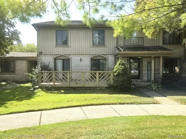 $1,745 | 41555 Bedford Drive, Canton, MI 48187