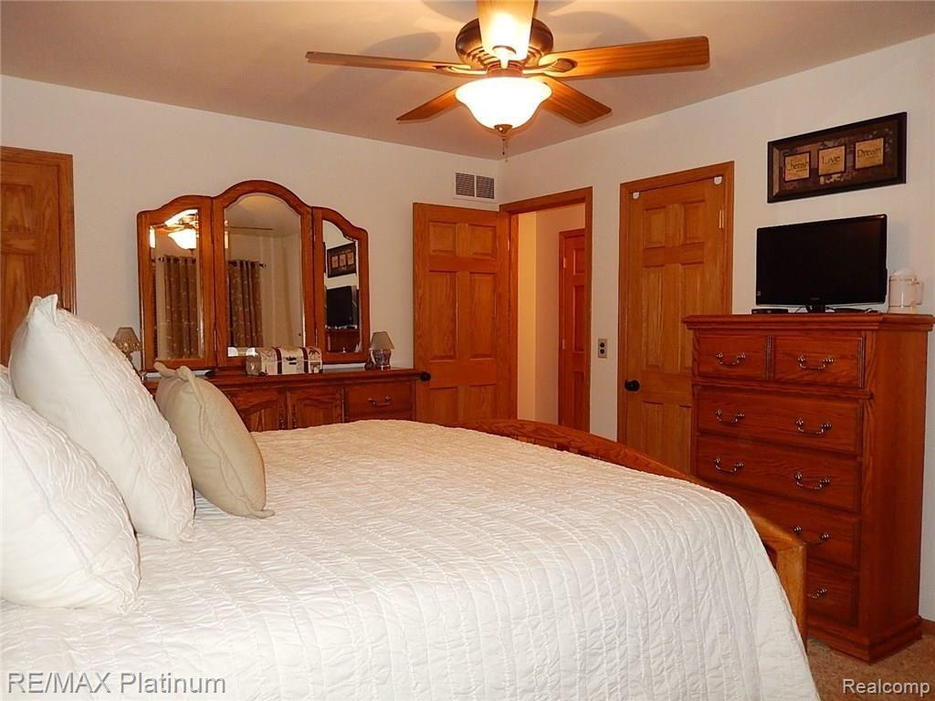 7442 Herbst Road Brighton, MI 48114 - Photo 43 of 70 43.JPG