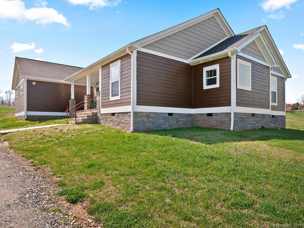 615 Newfound Road Leicester, NC 28748 - Photo 2 of 26