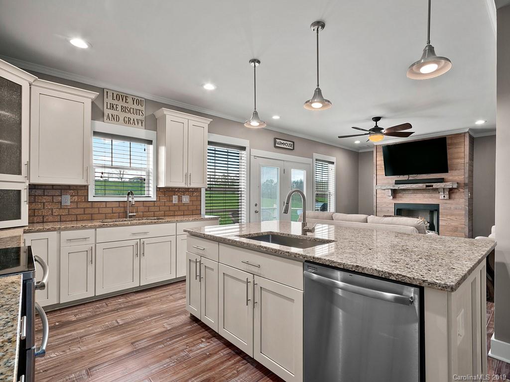 615 Newfound Road Leicester, NC 28748 - Photo 12 of 26
