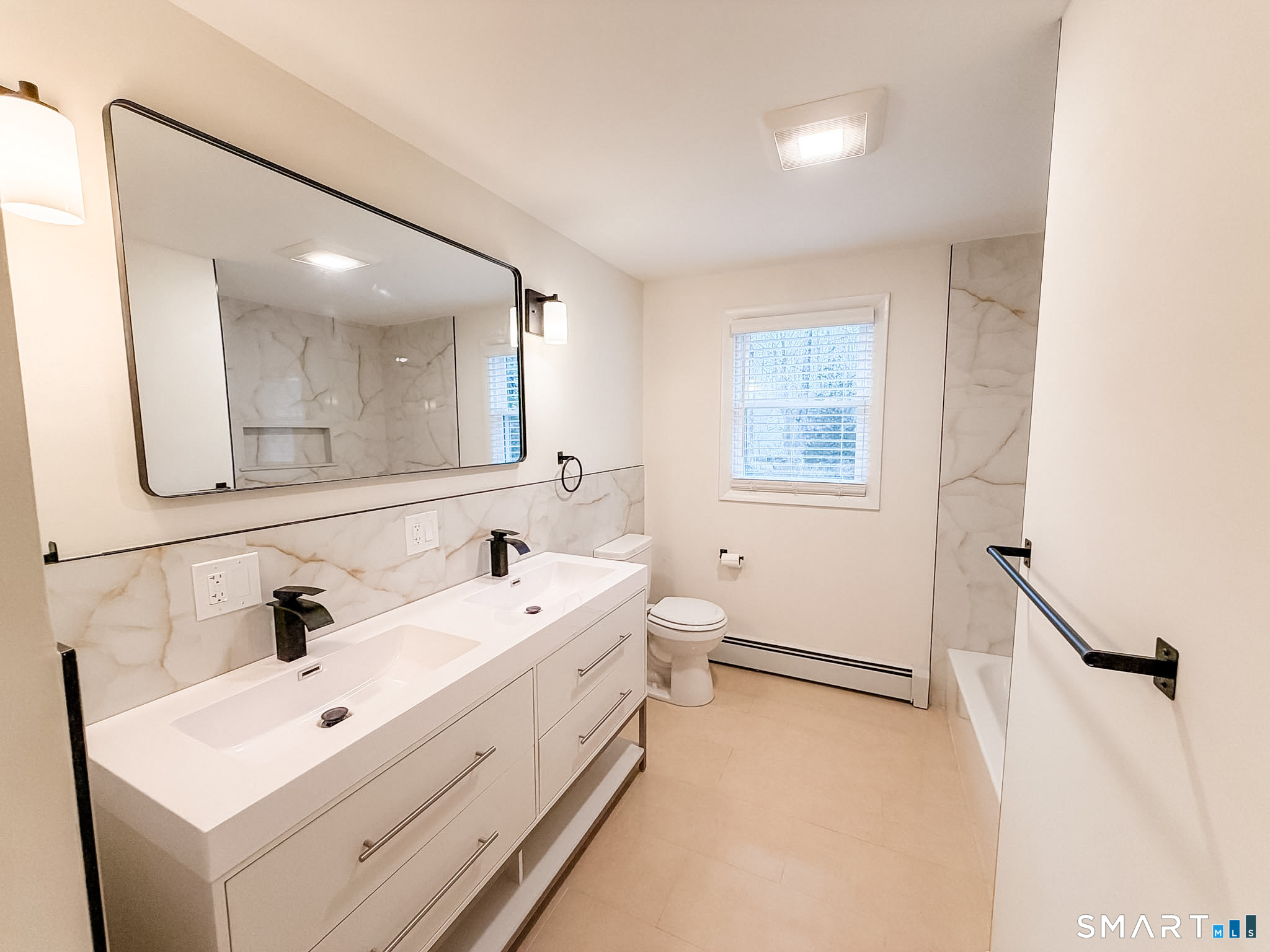 33 Forest Avenue Groton, CT 06355 - Photo 13 of 38