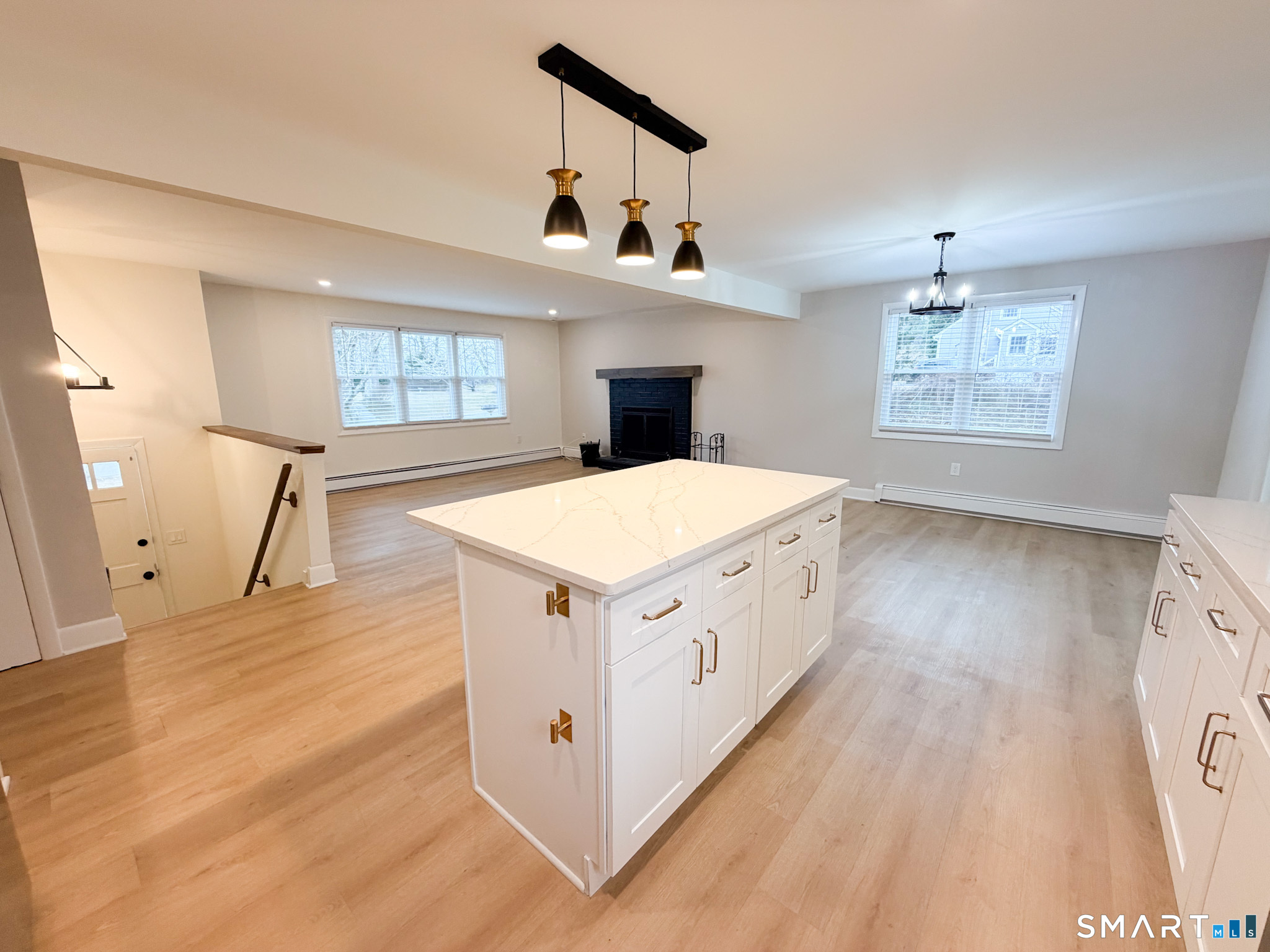 33 Forest Avenue Groton, CT 06355 - Photo 16 of 38