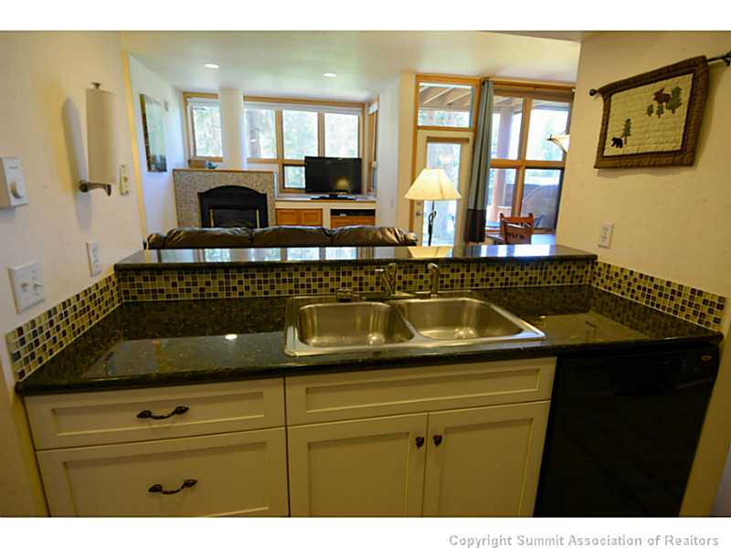 2007 Soda Ridge Road, Unit 1922 Keystone, CO 80435 - Photo 10 of 25 Kitchen.