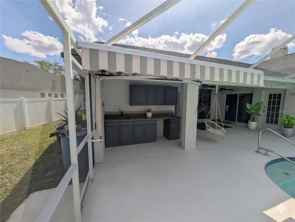 $3,200 | 18027 Palm Breeze Drive, Tampa, FL 33647