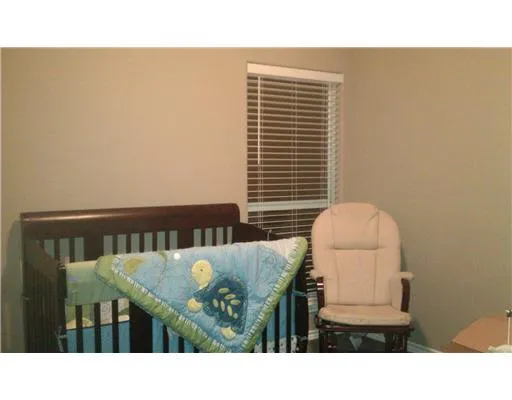 a black and white photo of a room