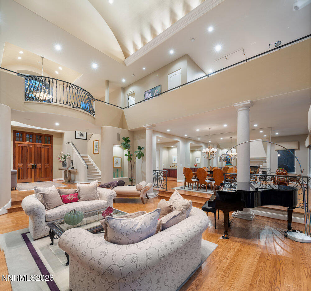 6065 Lake Geneva Drive Reno, NV 89511 - Photo 29 of 101 a living room with furniture and kitchen view