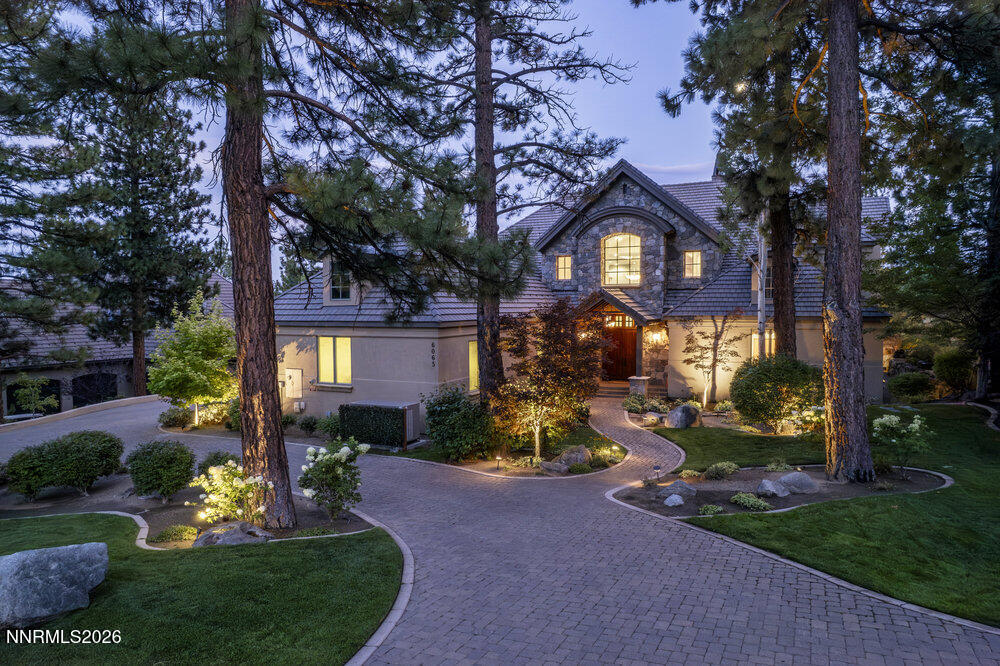 6065 Lake Geneva Drive Reno, NV 89511 - Photo 76 of 101 a front view of a house with garden