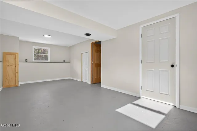 $2,950 | 12 Kristan Drive, Milton, NY 12020