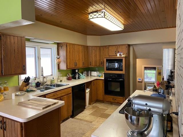 748 Canyon Road Indianapolis, IN 46217 - Photo 9 of 41 Gallery Image 9